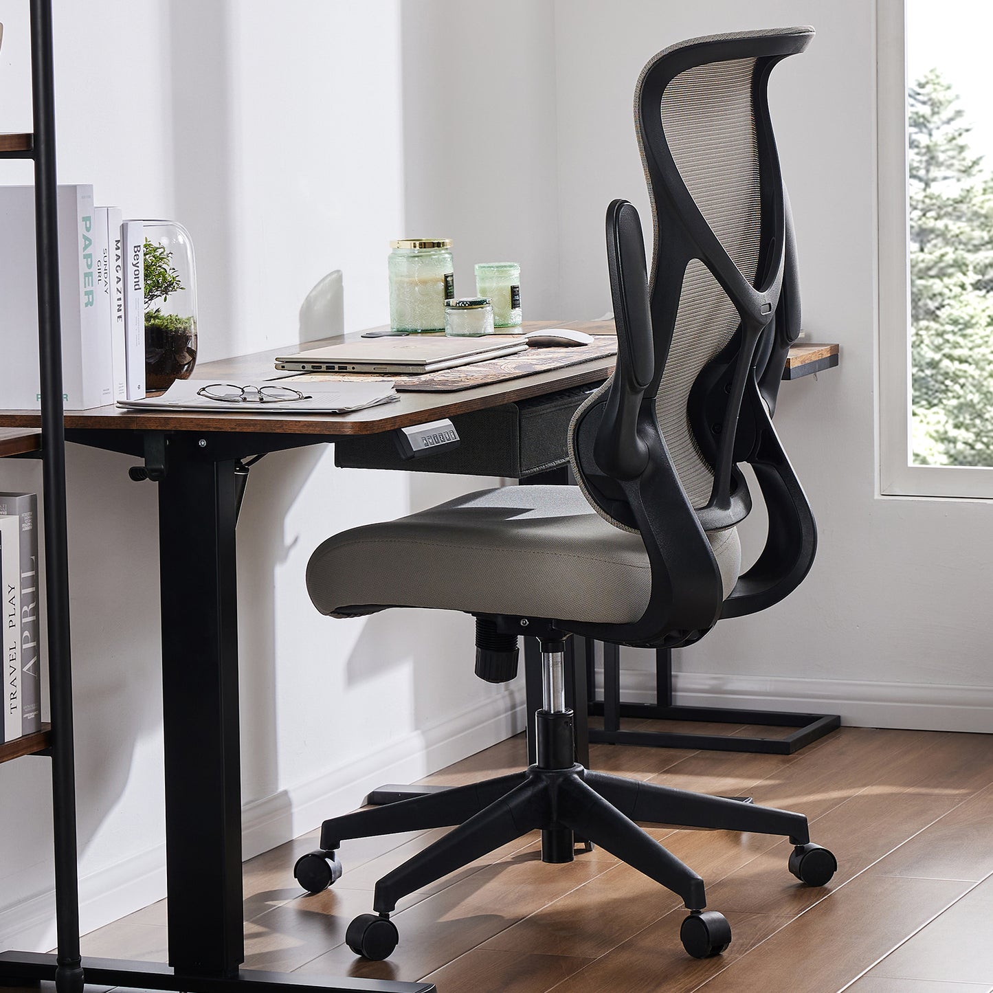 Ergonomic Mesh Computer Chair – Breathable & Adjustable Office Chair