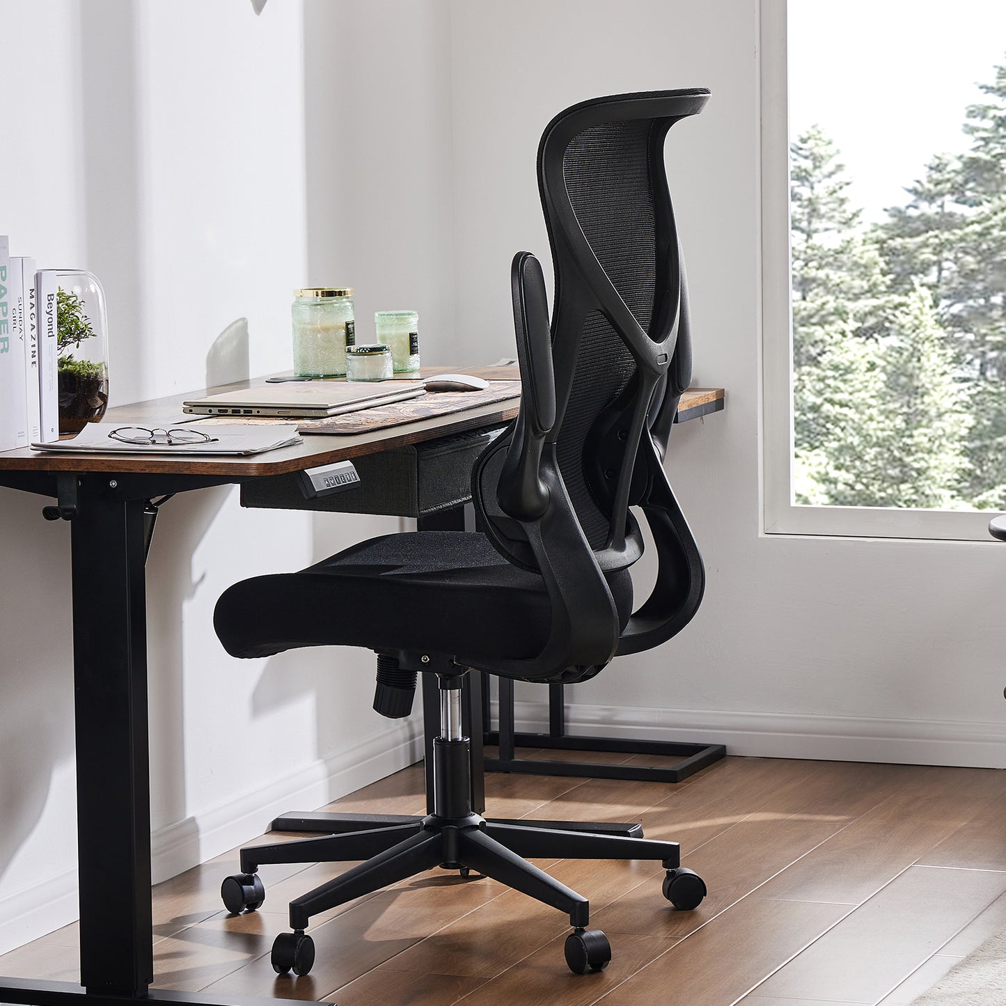 Ergonomic Mesh Computer Chair – Breathable & Adjustable Office Chair
